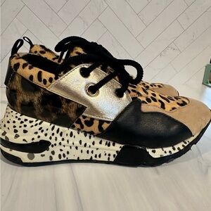 Steve Madden
Leopard Print Sneakers with Metallic Accents
